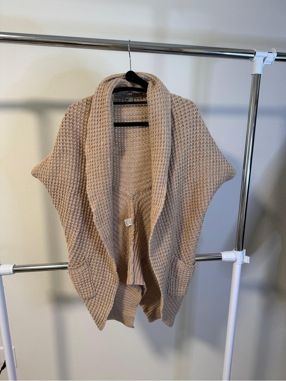 REMAIN Beige Solid Knit Cardigan Sweater Collared Short Sleeve Pockets